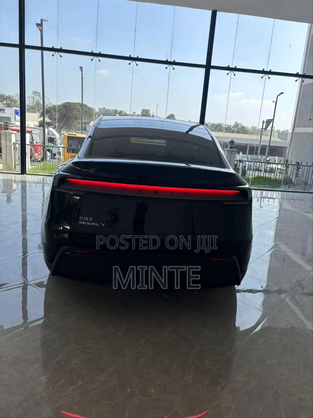 New Tesla Model Y Long Range AWD 2025 Black