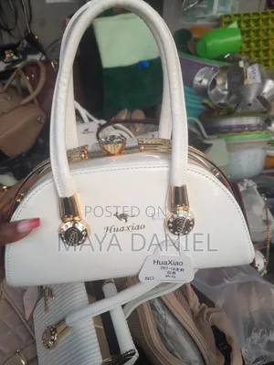 Leather Bag Never Used + Free Delivery