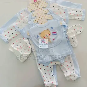 የአራስ ህፃናት 8 ፒስ/ 8 Pieces ልብስ ሹራብ