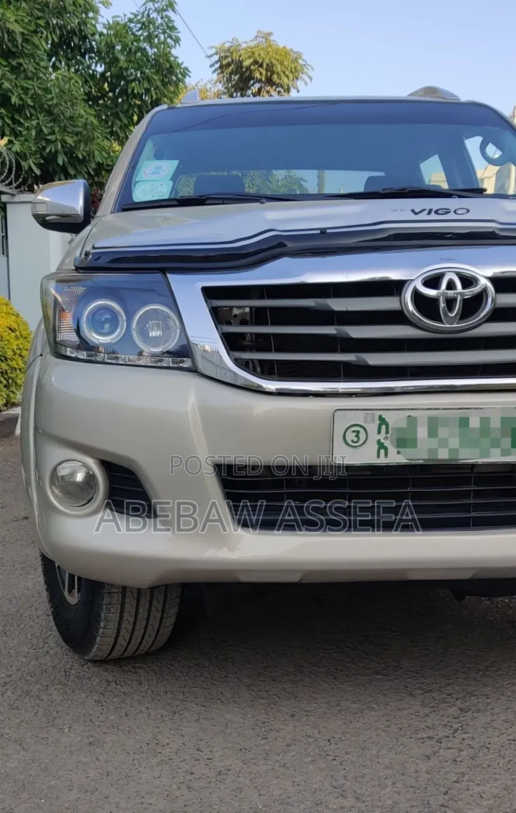 Toyota Hilux 2014 Gray