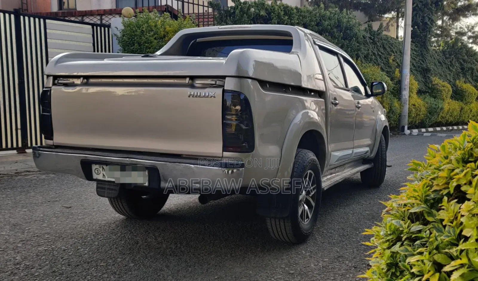 Toyota Hilux 2014 Gray