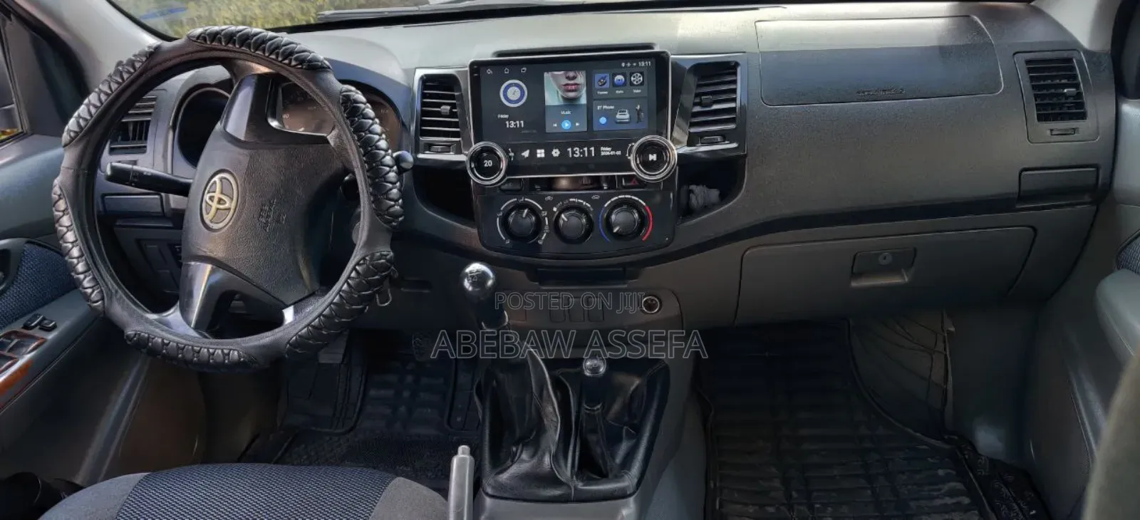 Toyota Hilux 2014 Gray