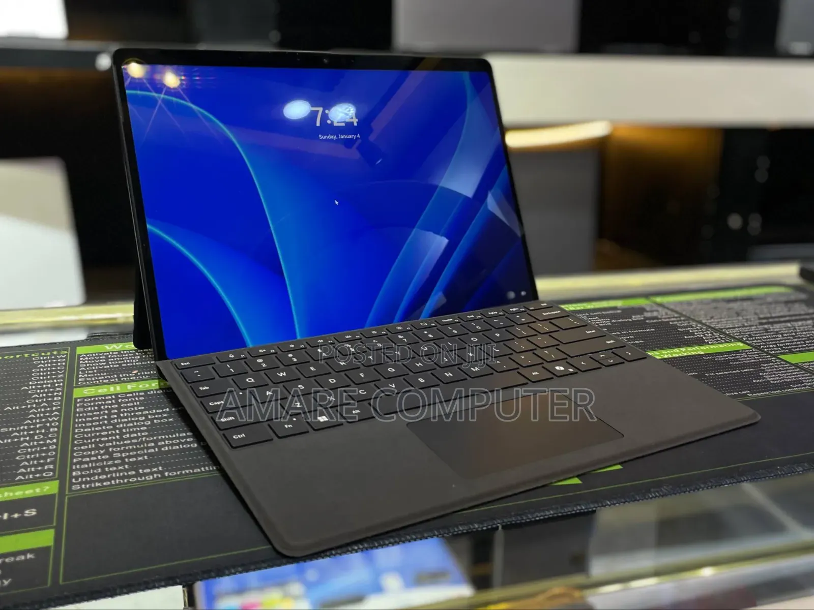 New Laptop Microsoft Surface Pro 10 16GB Intel Core Ultra 5 SSD 256GB