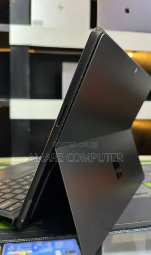 New Laptop Microsoft Surface Pro 10 16GB Intel Core Ultra 5 SSD 256GB