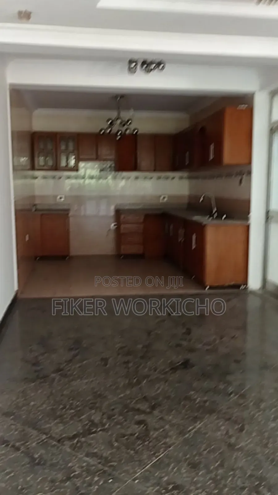 Furnished 6bdrm House in Bole for sale