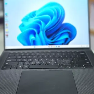 New Laptop Dell 16GB Intel Core I7 SSD 1T