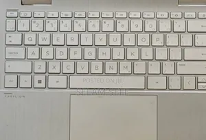 New Laptop HP Pavilion X360 8GB Intel Core I5 SSD 512GB