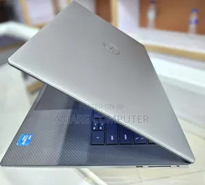 New Laptop Dell Precision 5540 16GB Intel Core I7 SSD 1T