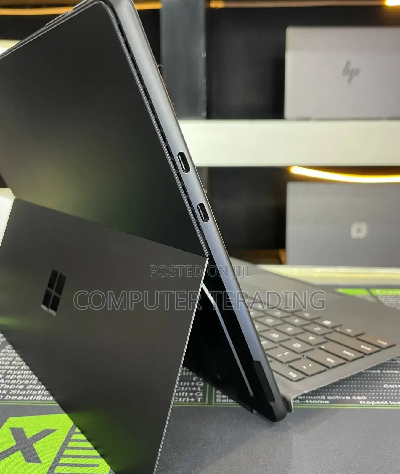 New Laptop Microsoft Surface Pro 10 16GB Intel Core Ultra 5 SSD 256GB