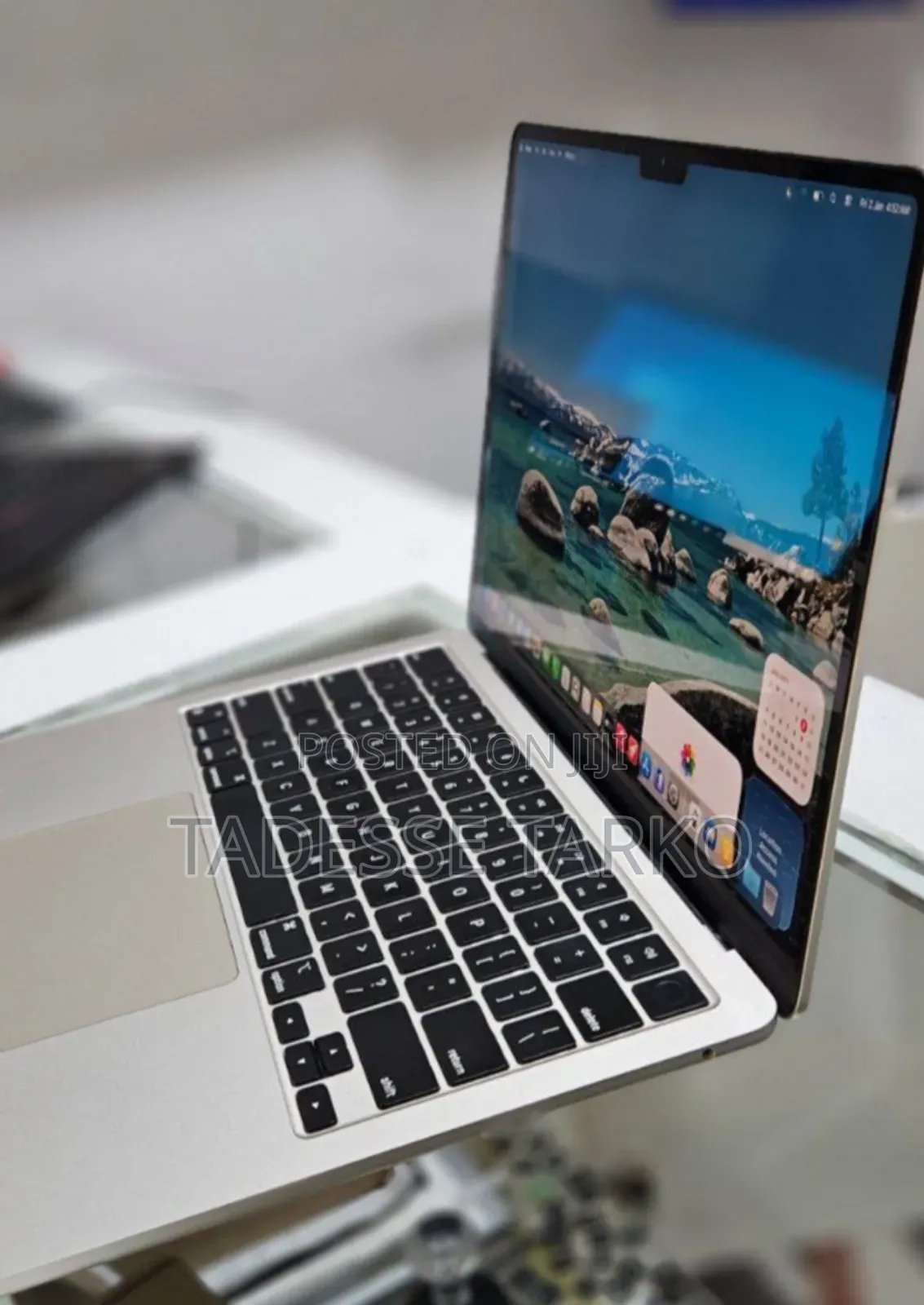 New Laptop Apple MacBook Air 2022 M2 8GB SSD 256GB