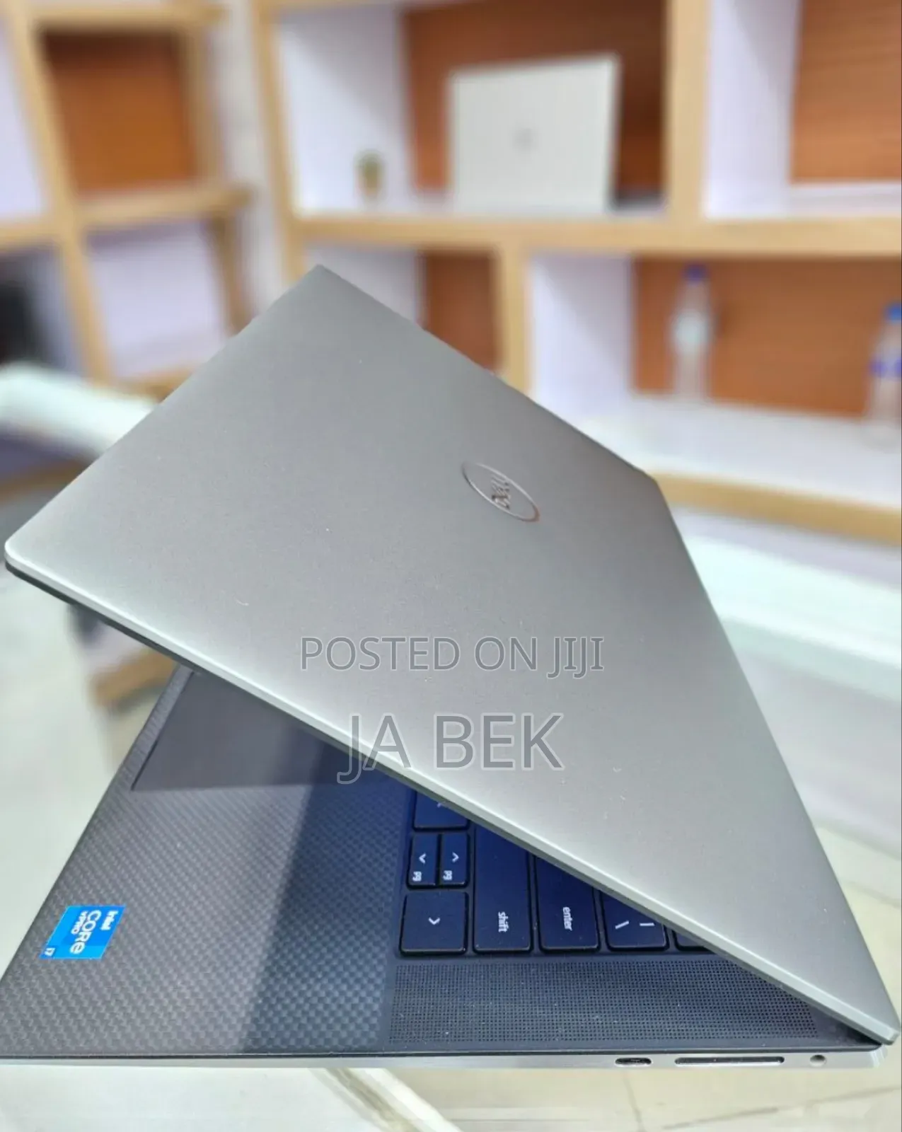 New Laptop Dell Precision 5570 16GB Intel Core I7 SSD 1T