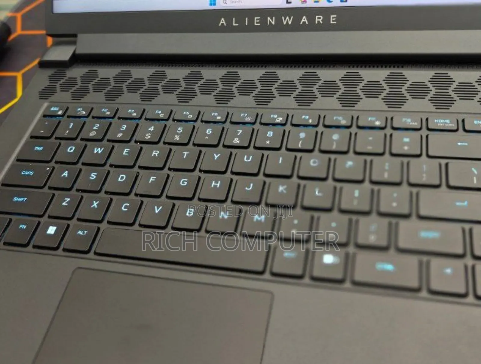 New Laptop Alienware Area-51m 16GB Intel Core I7 SSD 1T