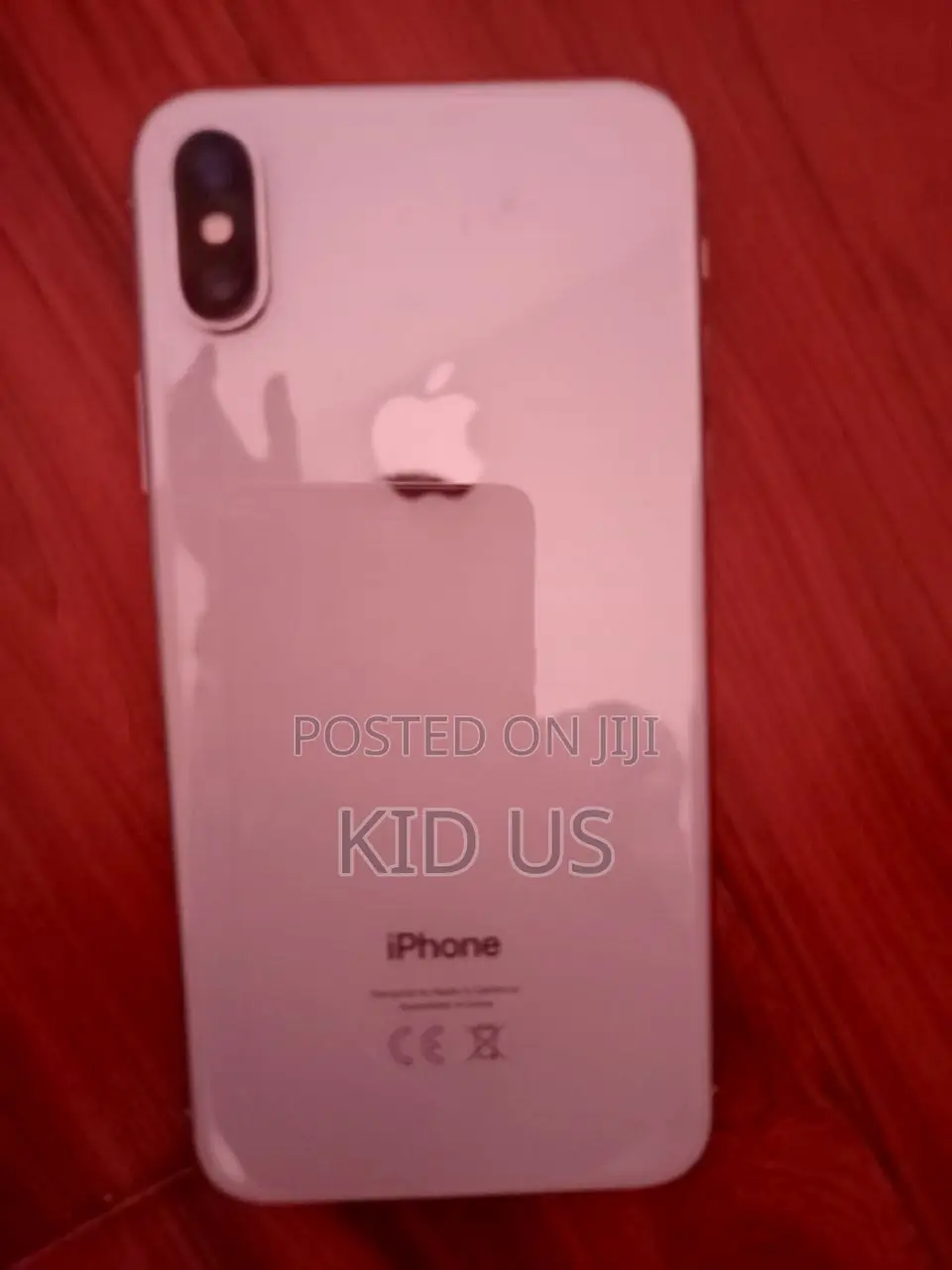 Apple iPhone X 64 GB White