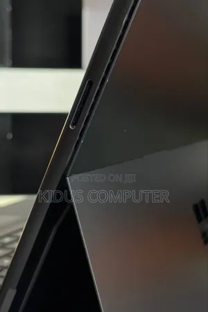 New Laptop Microsoft Surface 16GB Intel Core Ultra 5 SSD 256GB