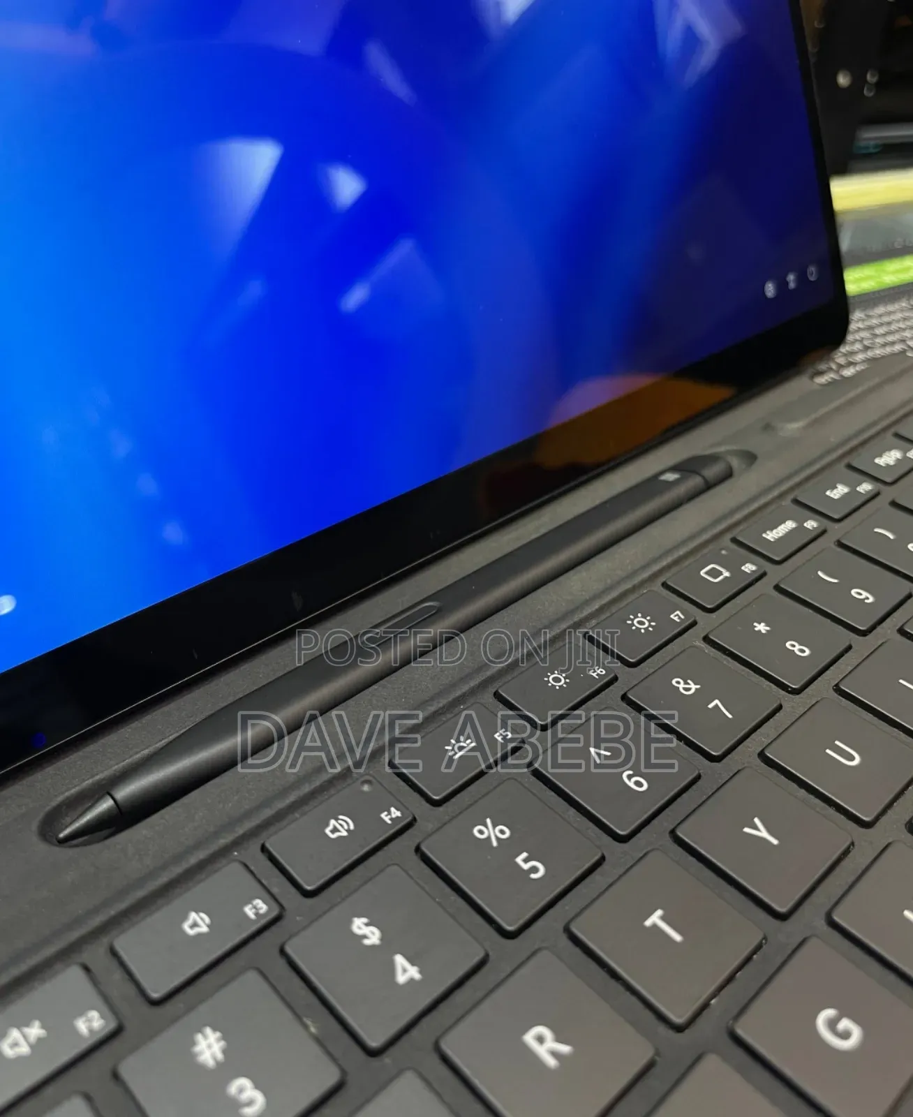 New Laptop Microsoft Surface Pro 10 16GB Intel Core Ultra 5 SSD 256GB