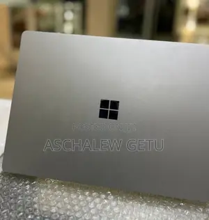 New Laptop Microsoft Surface 16GB Intel Core I7 SSD 256GB