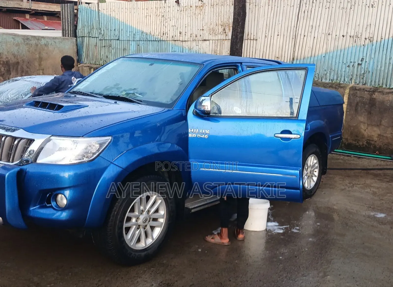 Toyota Hilux 2015 Blue
