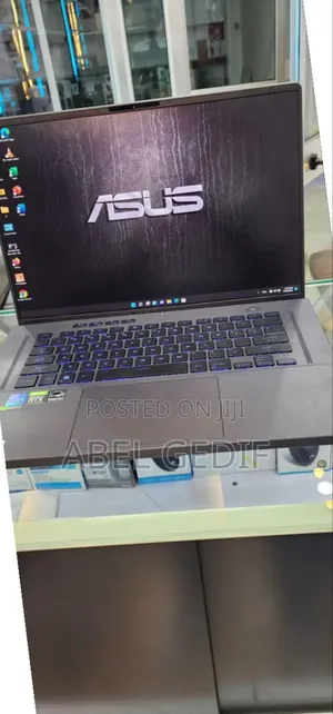 New Laptop Asus 16GB Intel Core I9 SSD 1T