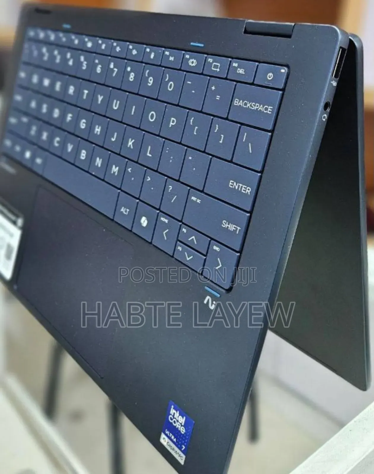 New Laptop HP OmniBook 5 Flip 16GB Intel Core Ultra 7 SSD 1T