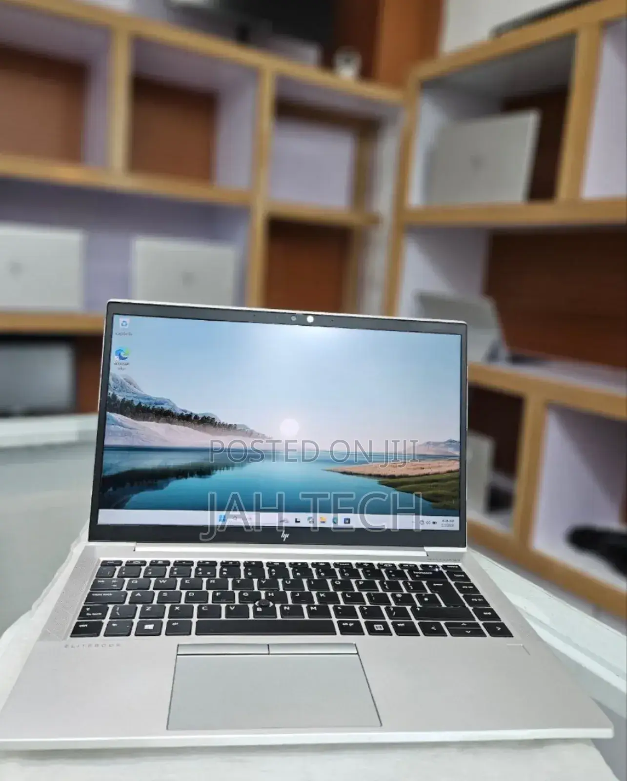 New Laptop HP EliteBook 840 G8 16GB Intel Core I7 SSD 512GB