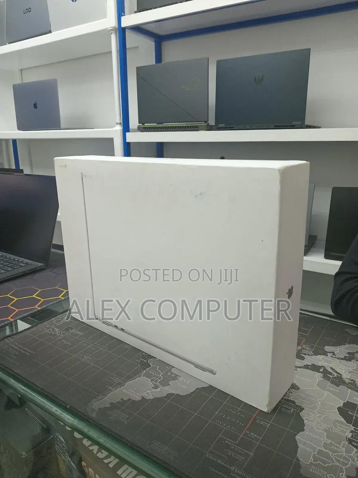 New Laptop Apple MacBook Air 2025 M4 15-Inch 16GB Apple M4 SSD 512GB