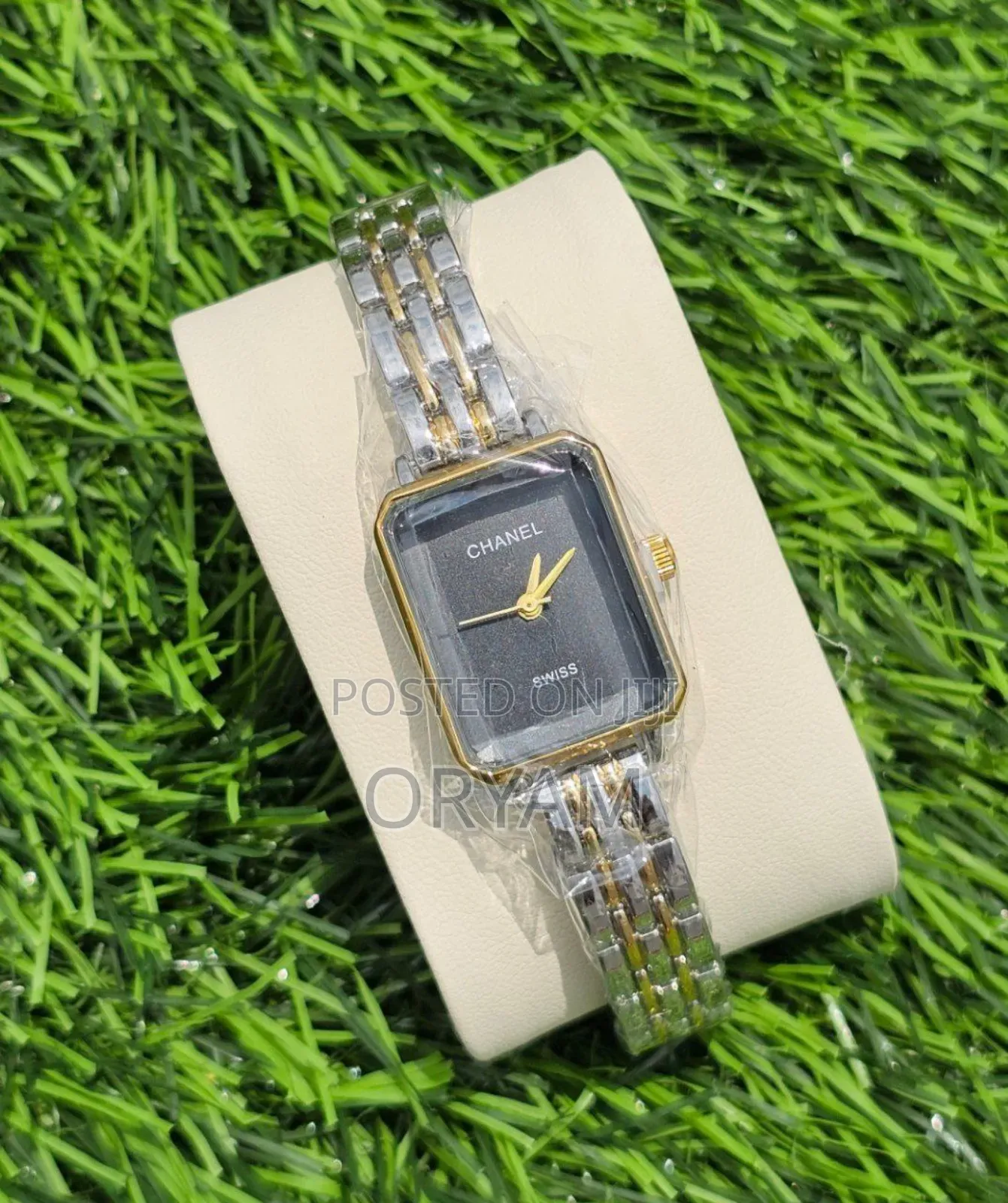Elegant Women’S Gold Wrist Watch – Luxury Style