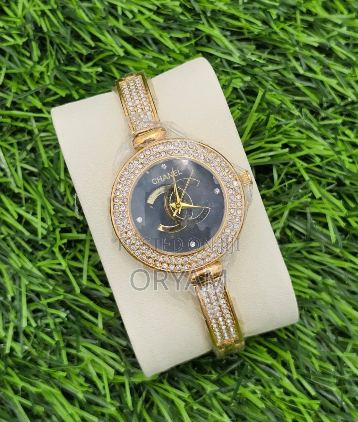 Elegant Women’S Gold Wrist Watch – Luxury Style