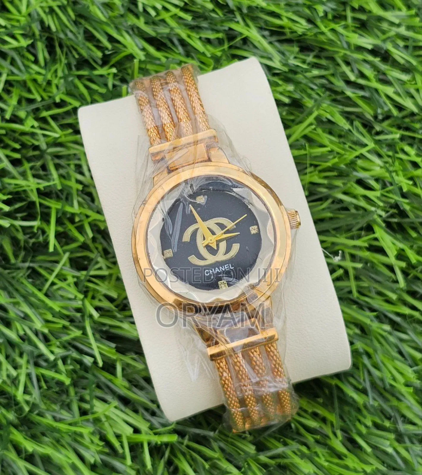 Elegant Women’S Gold Wrist Watch – Luxury Style