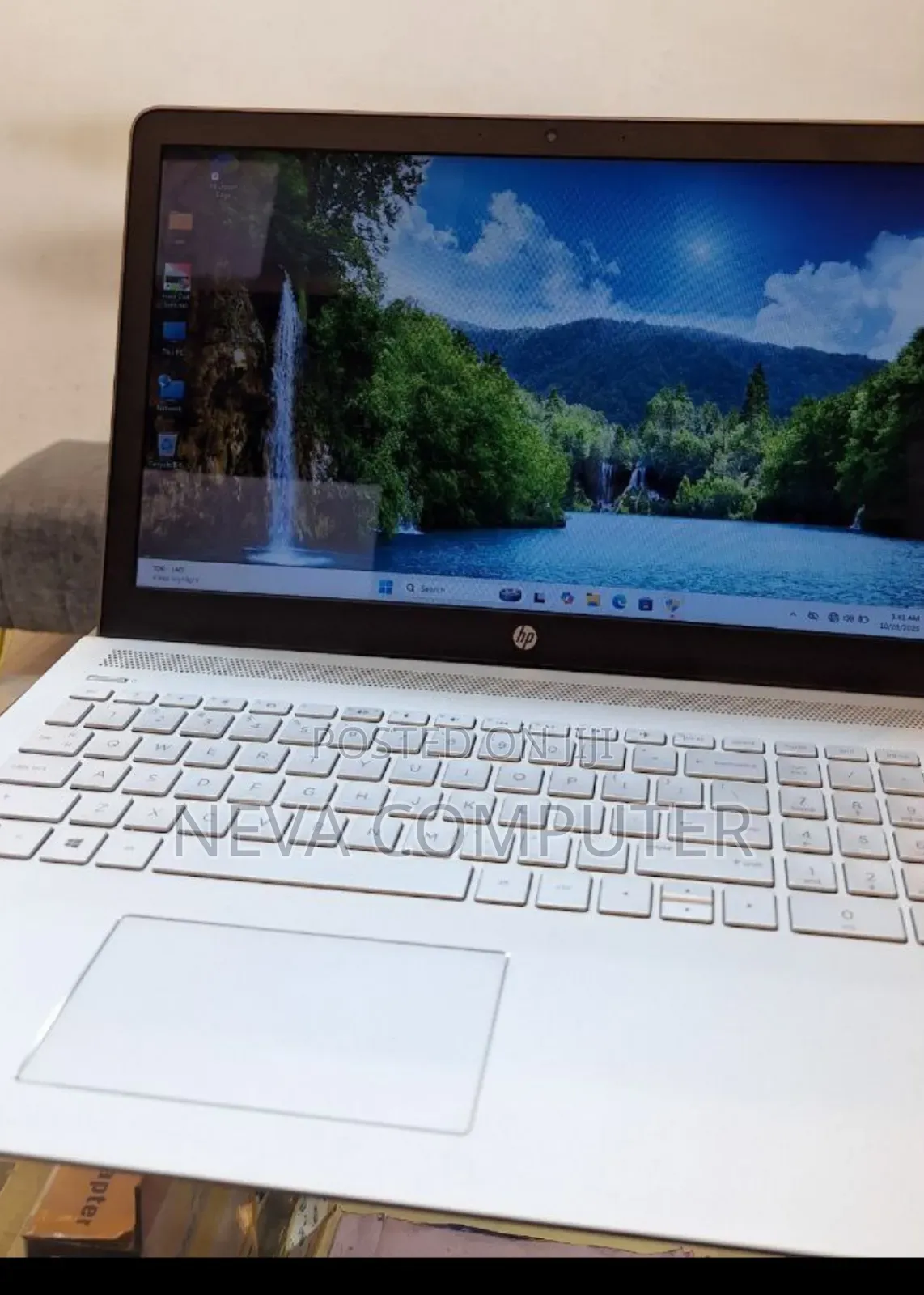 New Laptop HP Pavilion 15 8GB Intel Core I7 SSD 1T