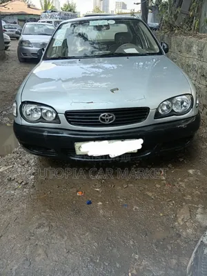 Toyota Corolla 2000 Silver