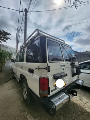 Toyota Land Cruiser 1994 White