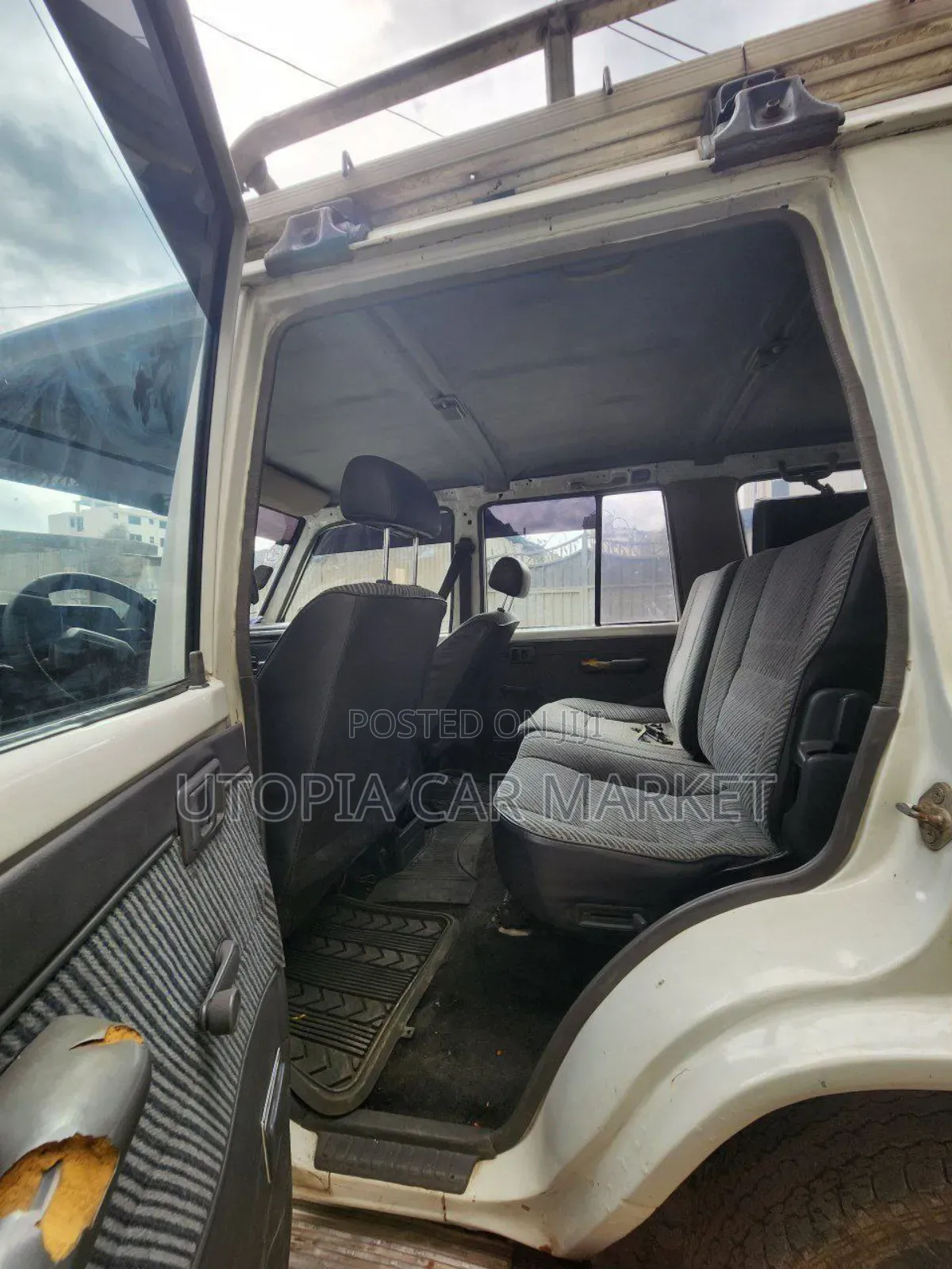 Toyota Land Cruiser 1994 White