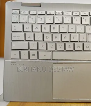 New Laptop HP Pavilion X360 8GB Intel Core I5 SSD 512GB