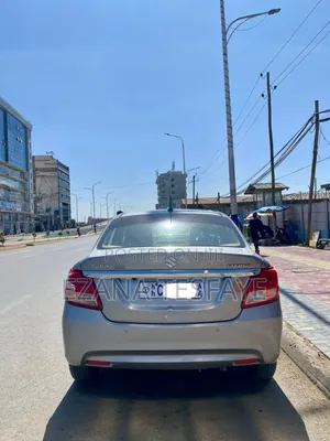 Suzuki Dzire 2022 Silver