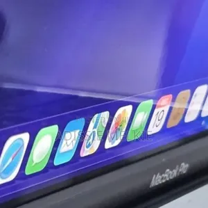 New Laptop Apple MacBook Pro 2019 8GB Intel Core i5 SSD 128GB