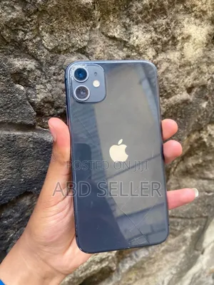 Apple iPhone 11 64 GB Black