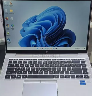 New Laptop HP EliteBook 840 G8 16GB Intel Core I5 SSD 512GB