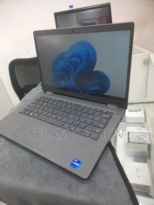 New Laptop Dell Latitude 3440 16GB Intel Core I7 SSD 512GB