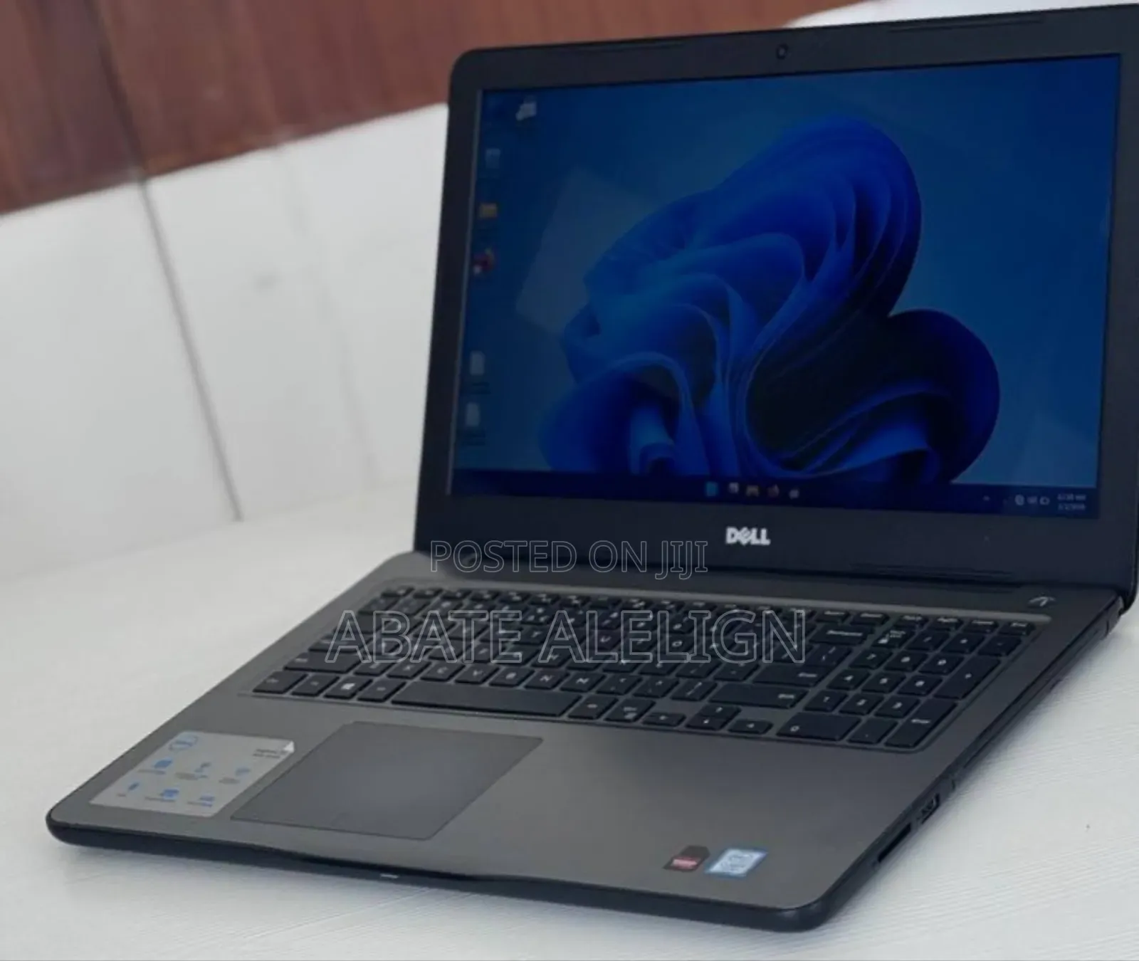 New Laptop Dell Inspiron 15 5567 8GB Intel Core I7 SSD 512GB