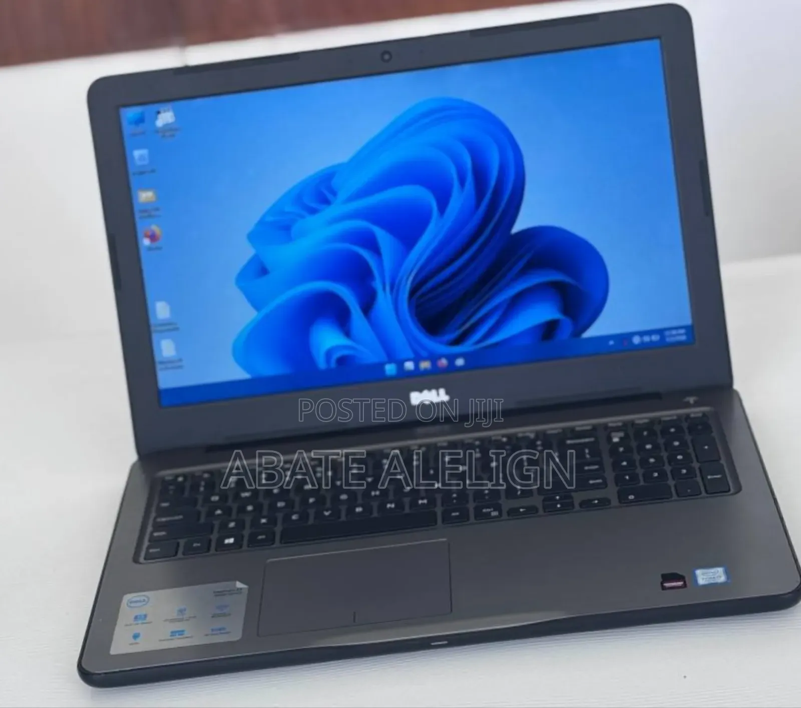 New Laptop Dell Inspiron 15 5567 8GB Intel Core I7 SSD 512GB