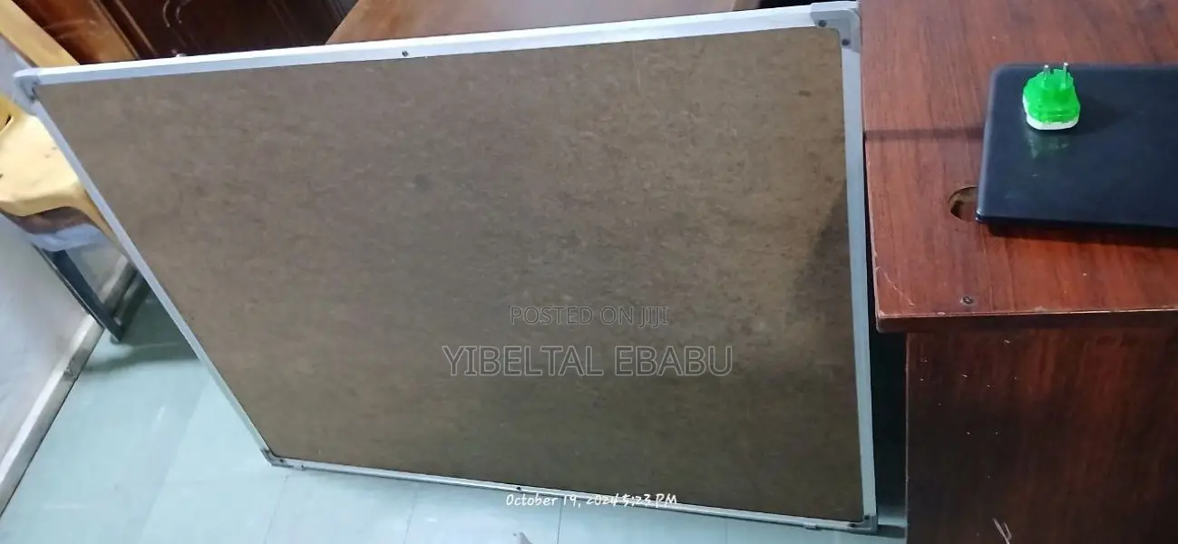 White Board 60x90 Cm