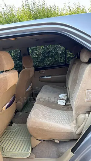 Toyota Fortuner 2015 Silver