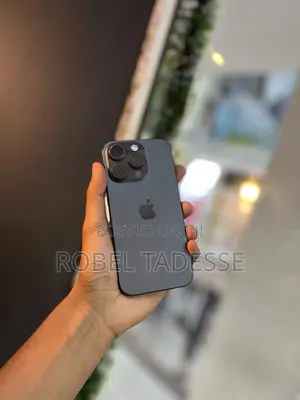 New Apple iPhone 15 Pro 128 GB Black