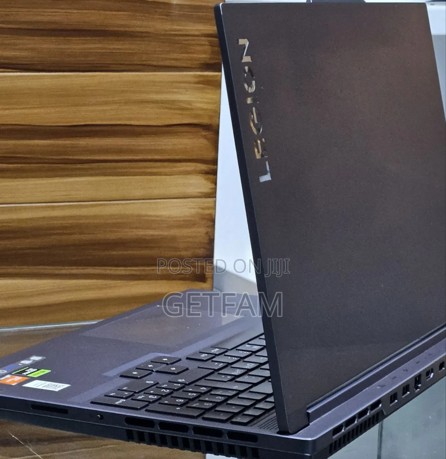 New Laptop Lenovo Legion 5 16GB AMD Ryzen 7 SSD 512GB