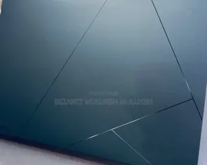 New Laptop Asus ZenBook UX430UA 16GB Intel Core I7 SSD 512GB