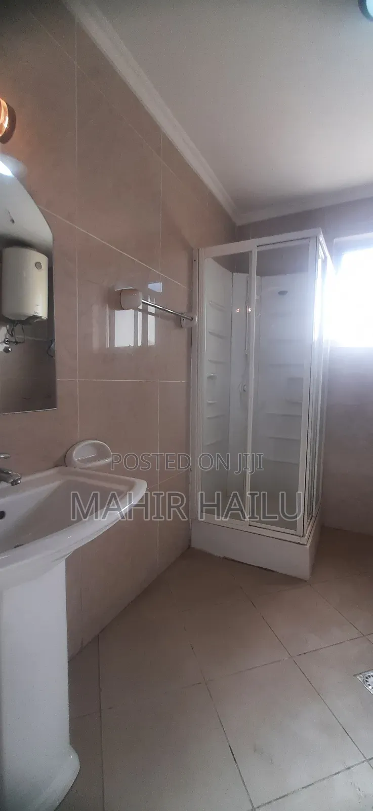 Luxury House Rent to Embassy