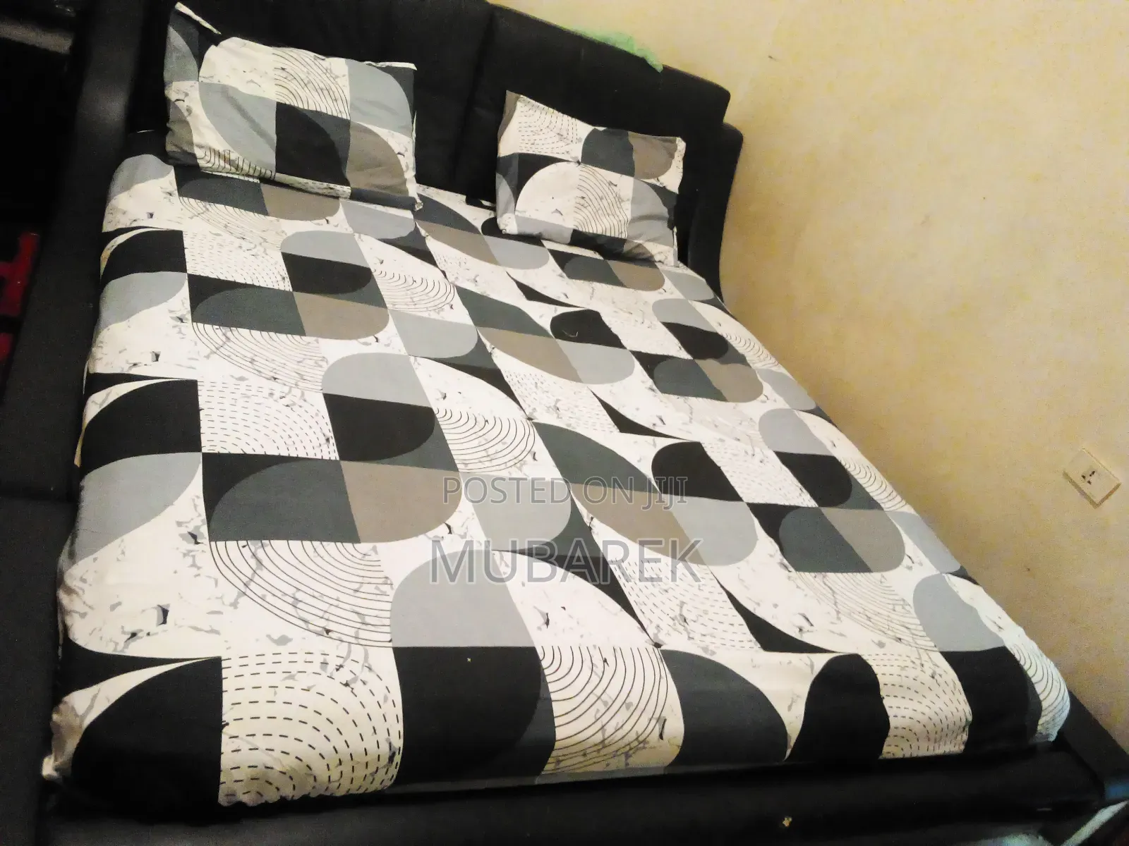 Bed Sheet and Pillow