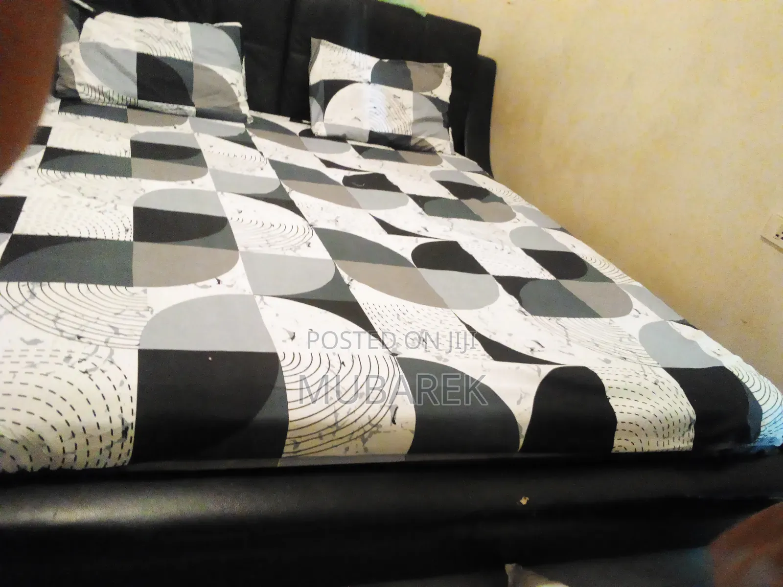 Bed Sheet and Pillow