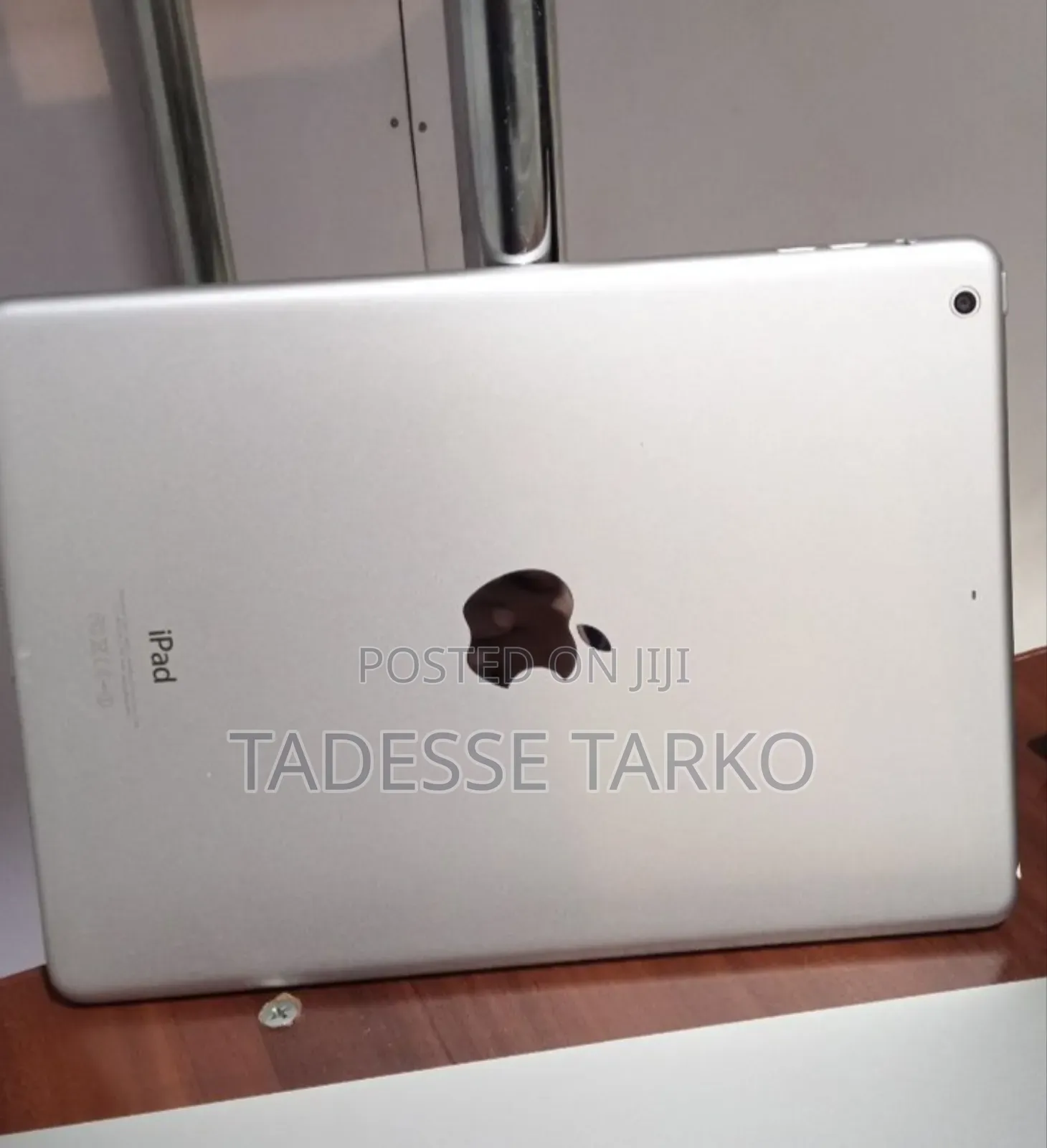 New Apple iPad Air 64 GB White