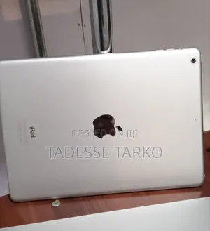 New Apple iPad Air 64 GB White